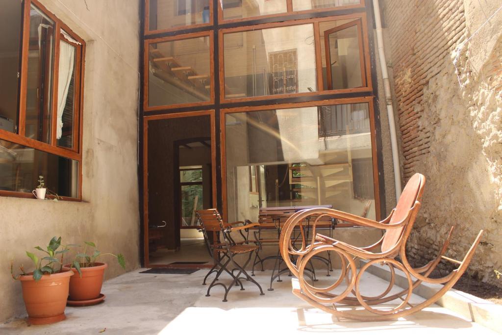 Nest Hostel Tbilisi Bagian luar foto