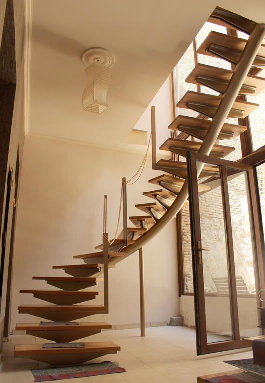 Nest Hostel Tbilisi Bagian luar foto