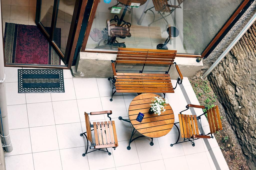 Nest Hostel Tbilisi Bagian luar foto